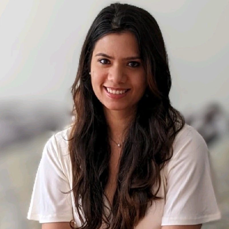 Featured speaker headshot - cloud computing and AI specialist